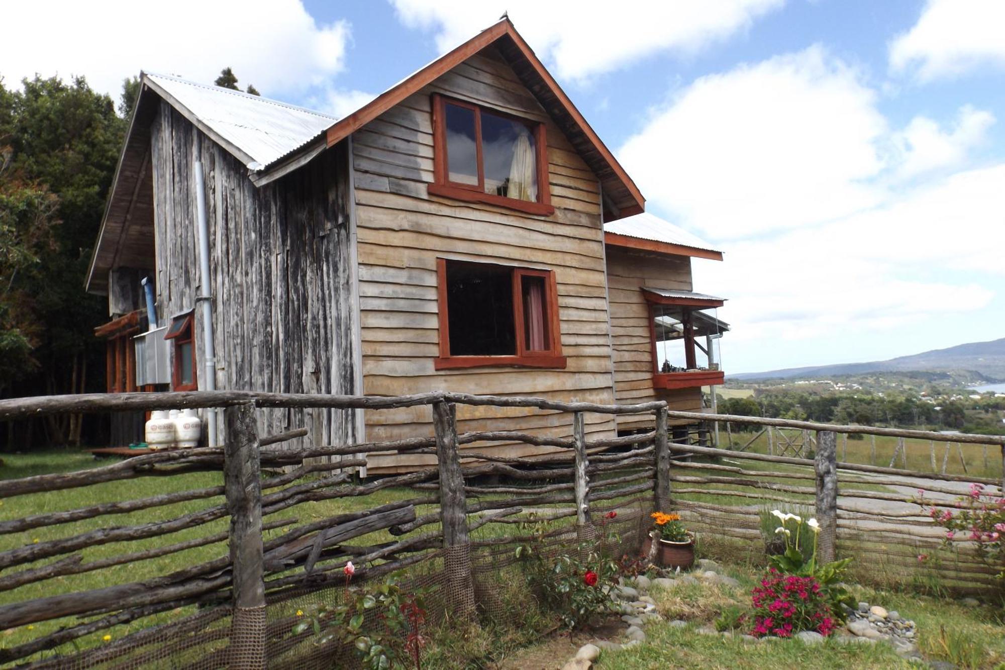 Karukinka Pension Chonchi Buitenkant foto